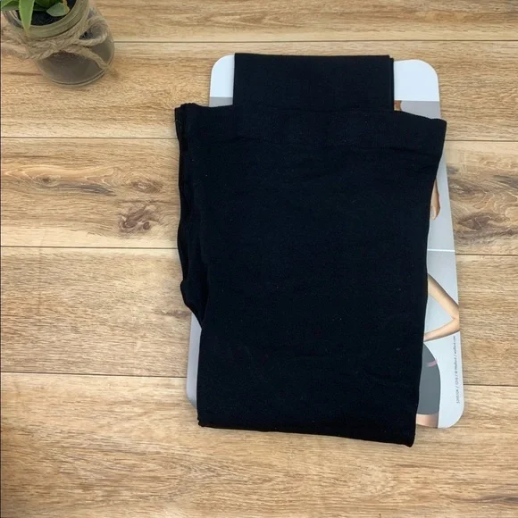 Wolford Mat Opaque 80 Tights - Picture 6 of 10